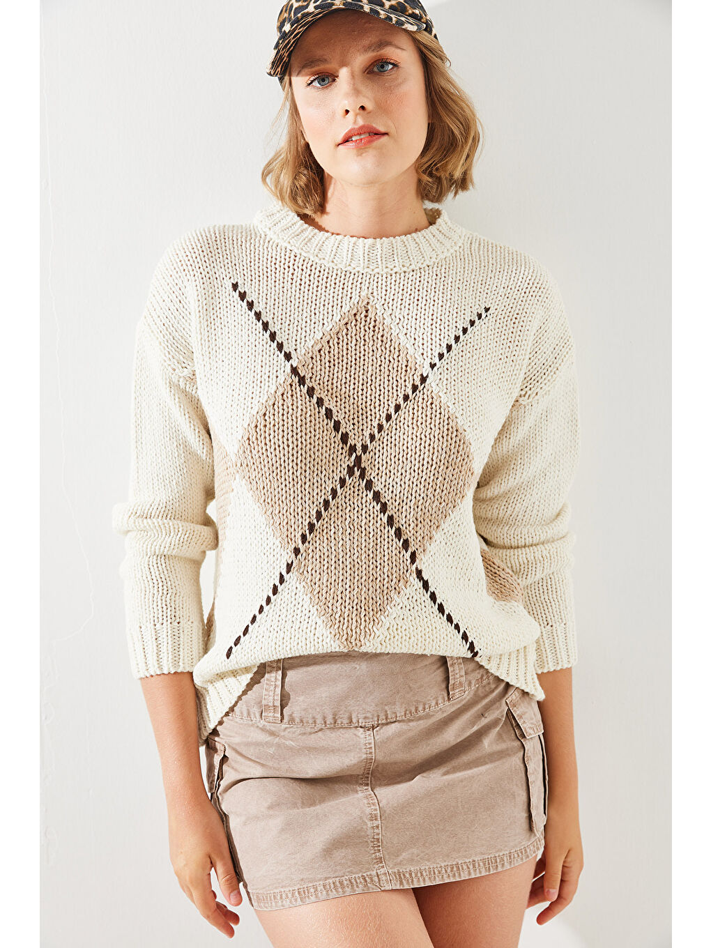 Bej Kadın Baklavalı Kazak-2