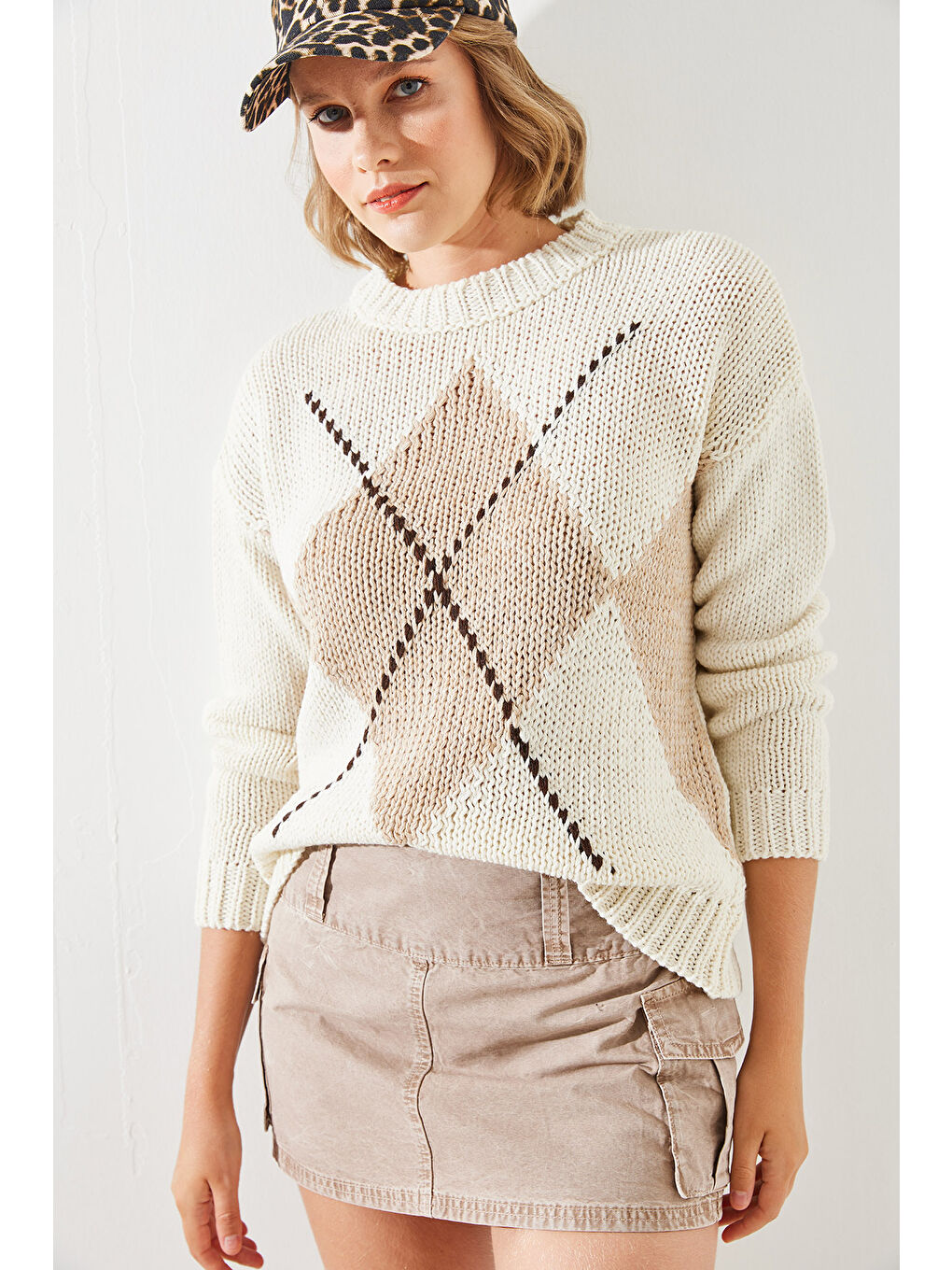 Bej Kadın Baklavalı Kazak-3