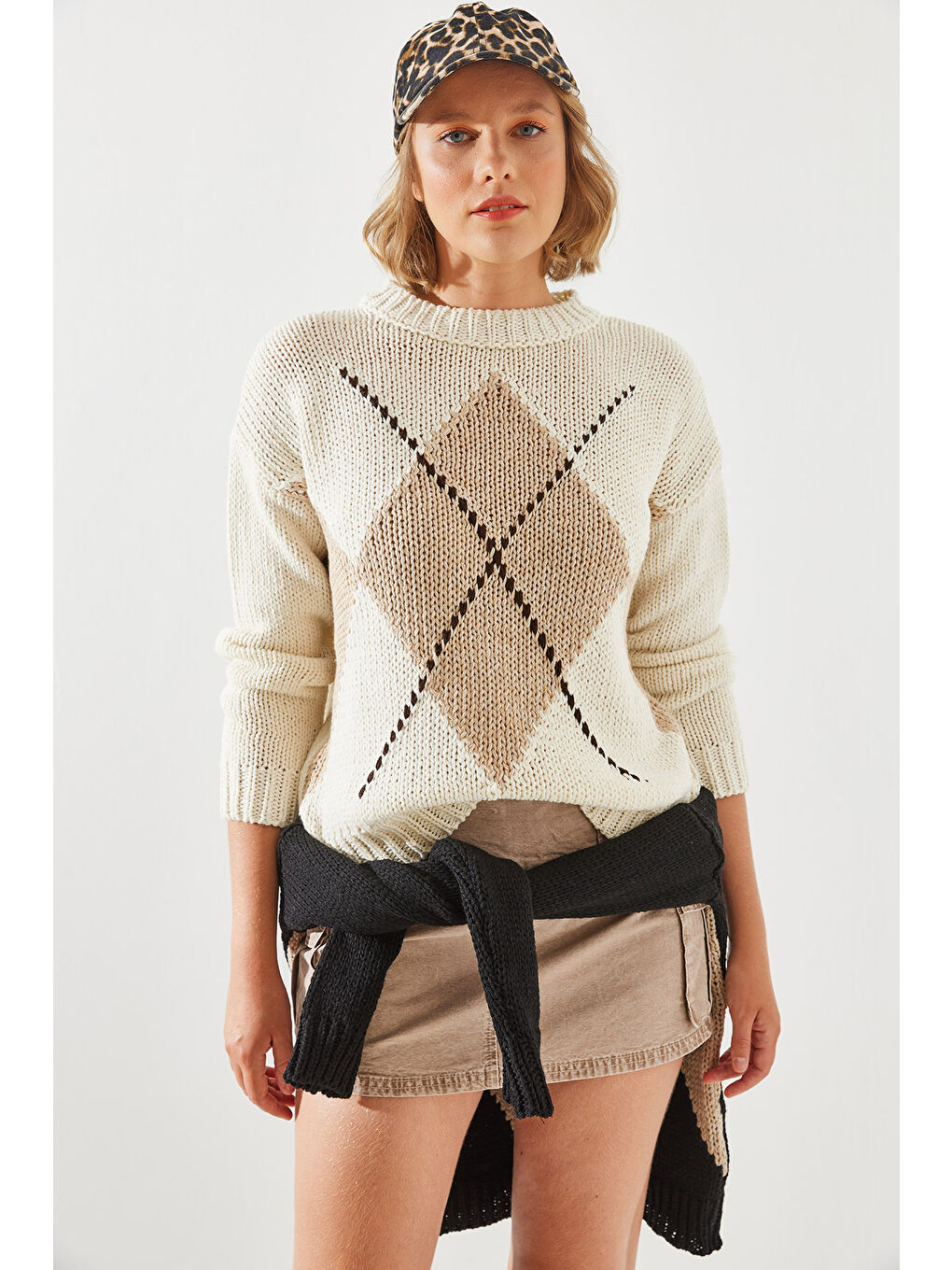 Bej Kadın Baklavalı Kazak-7