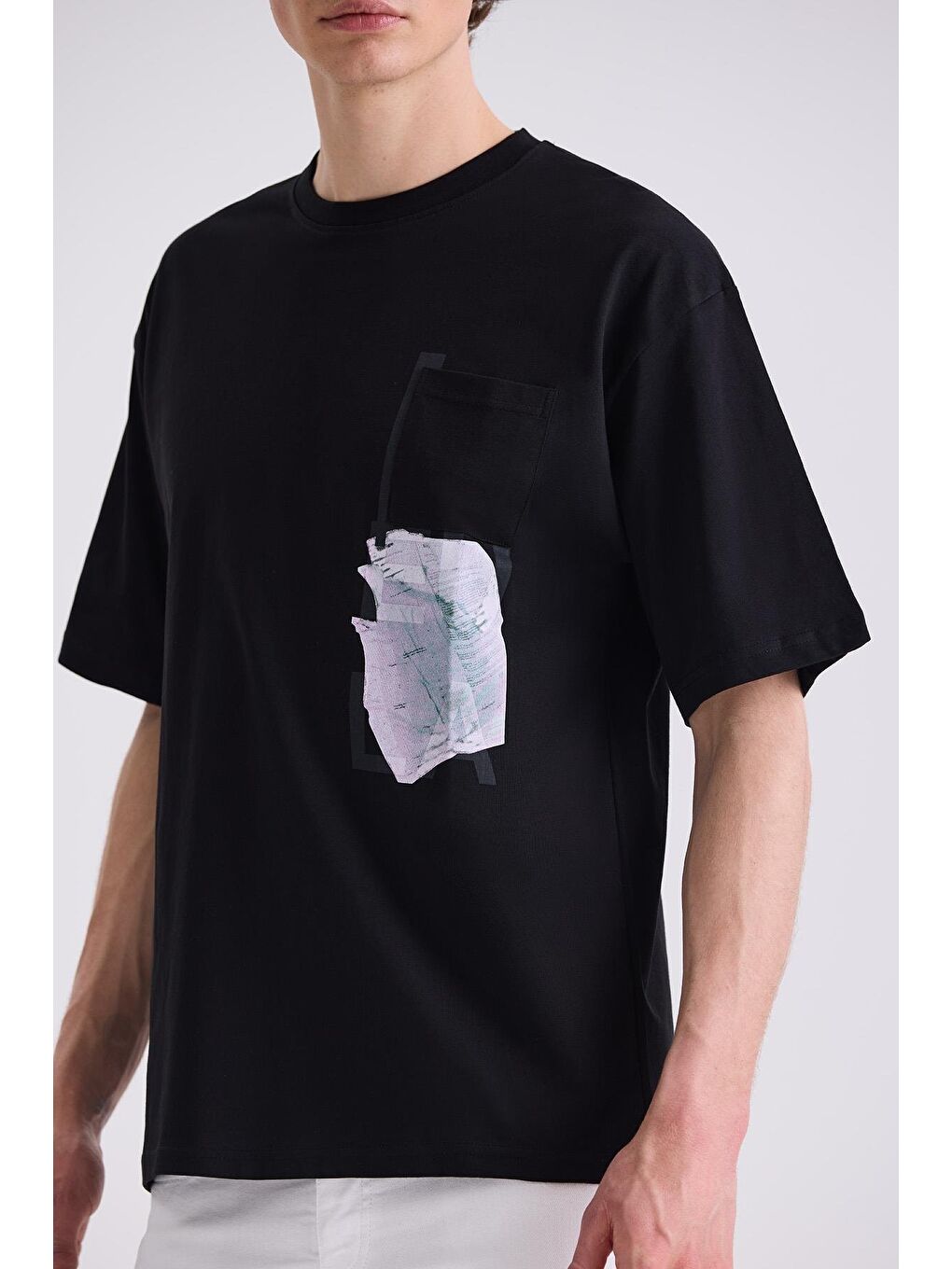 Siyah Yazı Baskılı Bisiklet Yaka T-Shirt-2