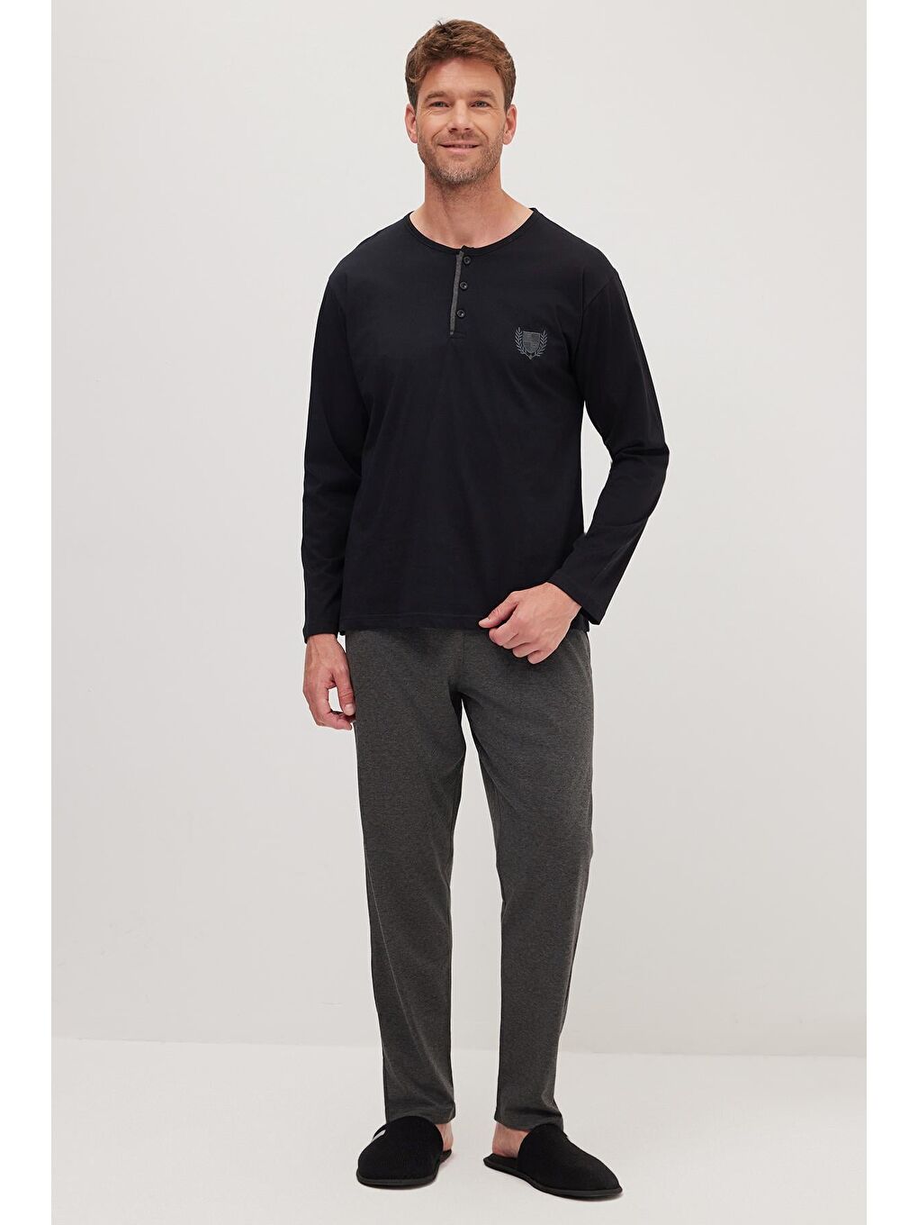 Erkek Standart Fit Normal Kesim %100 Pamuk Bisiklet Yaka Beli Lastikli Antrasit Pijama Takımı