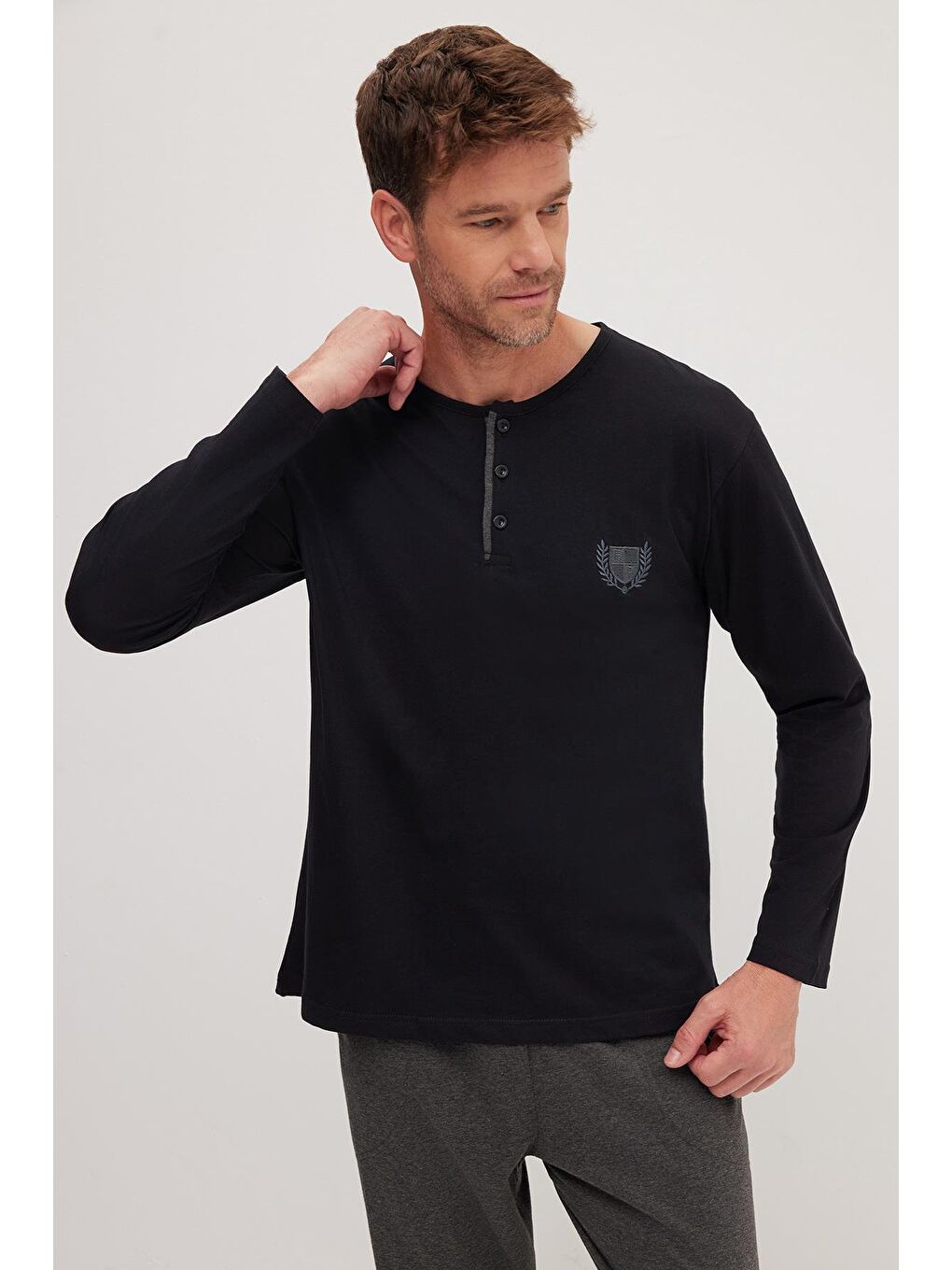 Erkek Standart Fit Normal Kesim %100 Pamuk Bisiklet Yaka Beli Lastikli Antrasit Pijama Takımı-1