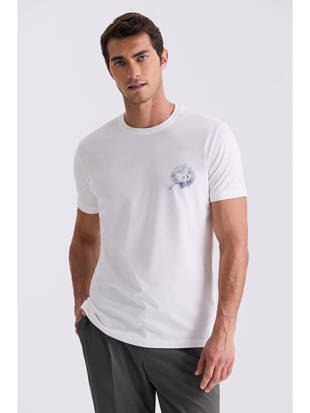 Ekru Slim Fit Bisiklet Yaka T-Shirt