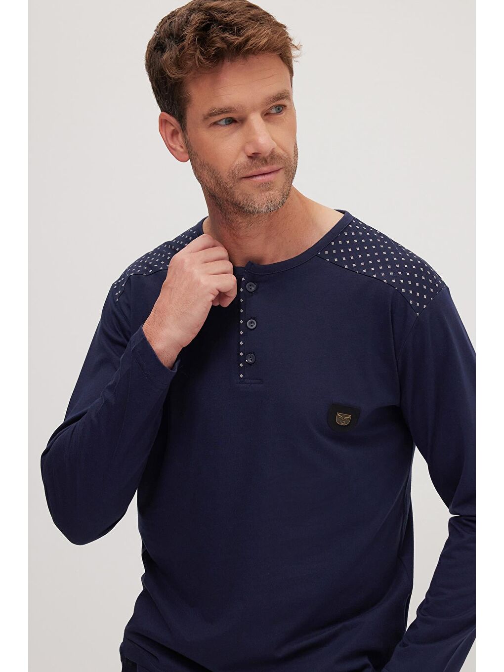 Erkek Standart Fit Normal Kesim %100 Pamuk Bisiklet Yaka Beli Lastikli Lacivert Pijama Takımı-1