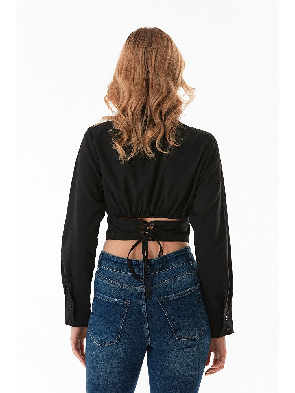 Siyah Sırt Dekolteli Bağlamalı Korse Detaylı Gömlek-3