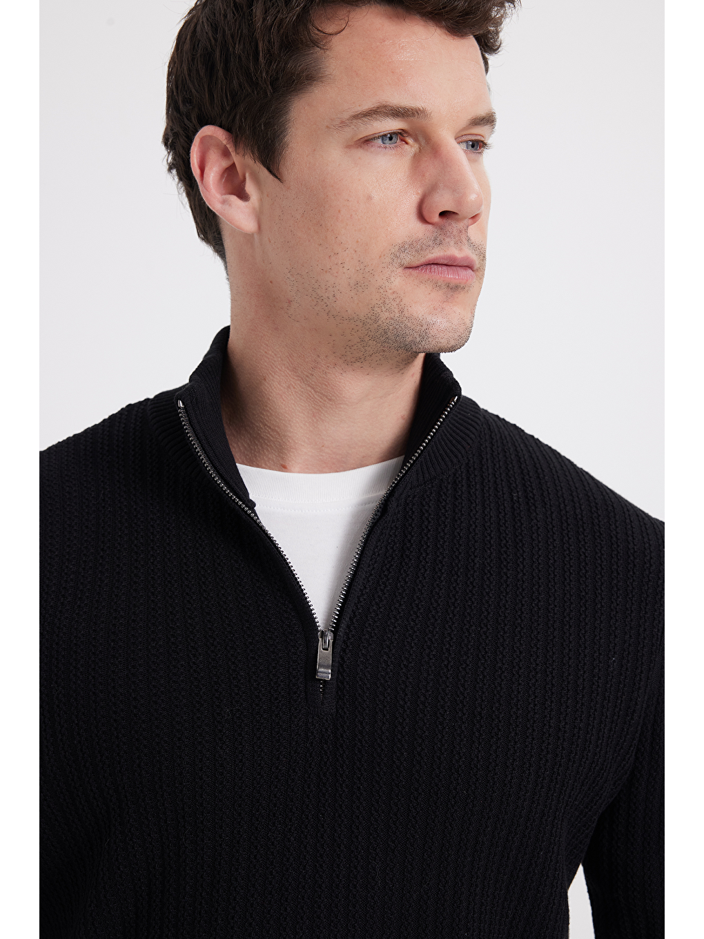 Erkek Slim Fit Dar Kesim Dik Yaka Fermuarlı Siyah Kazak-4