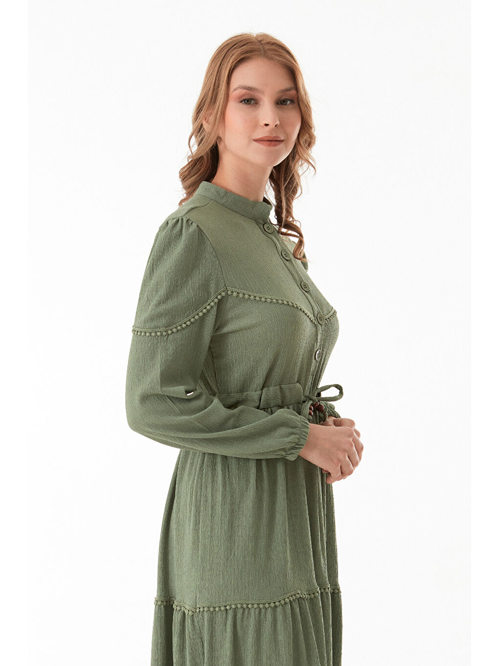 Yeşil Fullamodest Beli Bağcıklı Dik Yaka Elbise-3