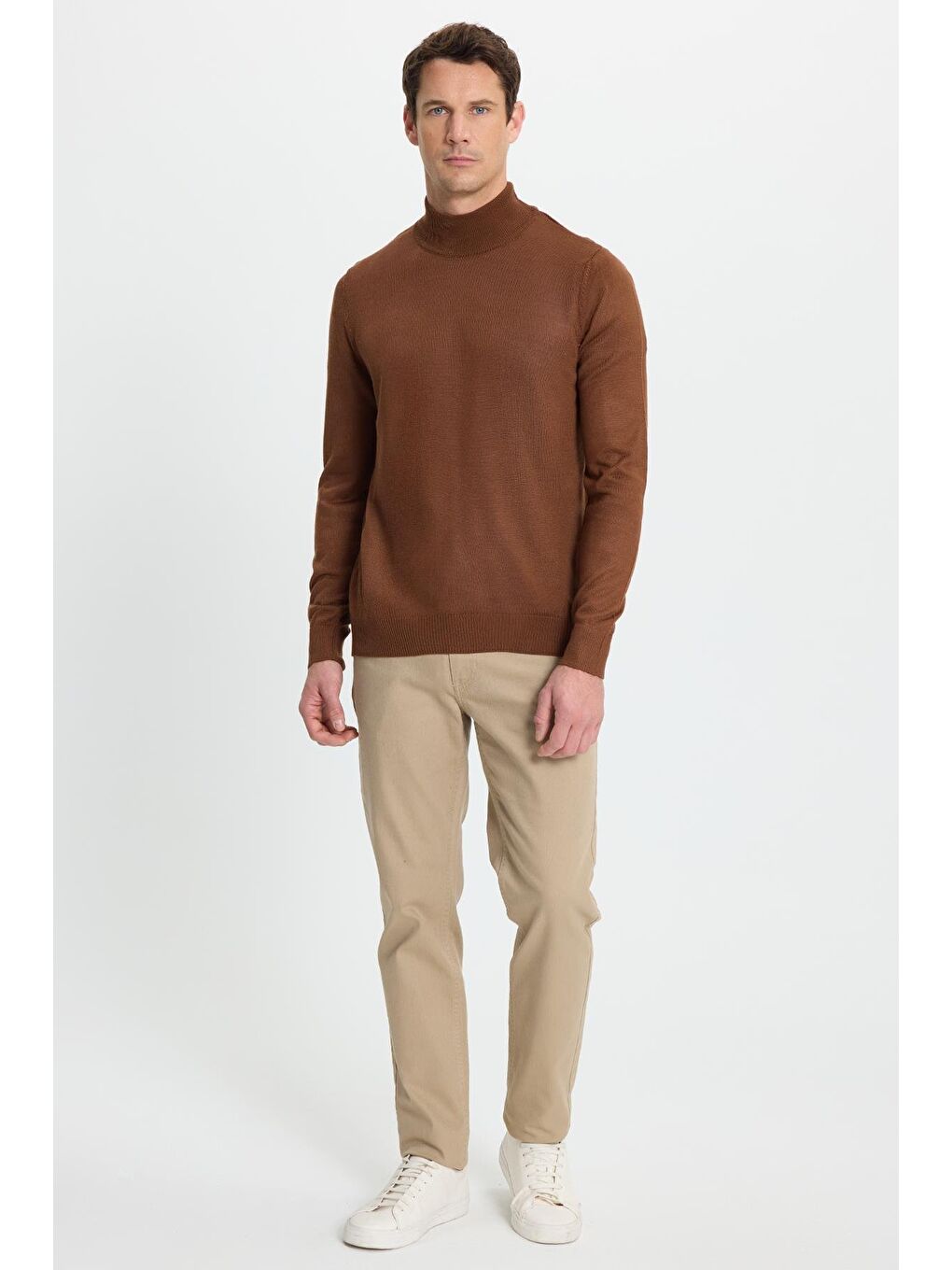 Erkek Standart Fit Normal Kesim Yarım Balıkçı Yaka Düz Kahverengi Triko Kazak-4