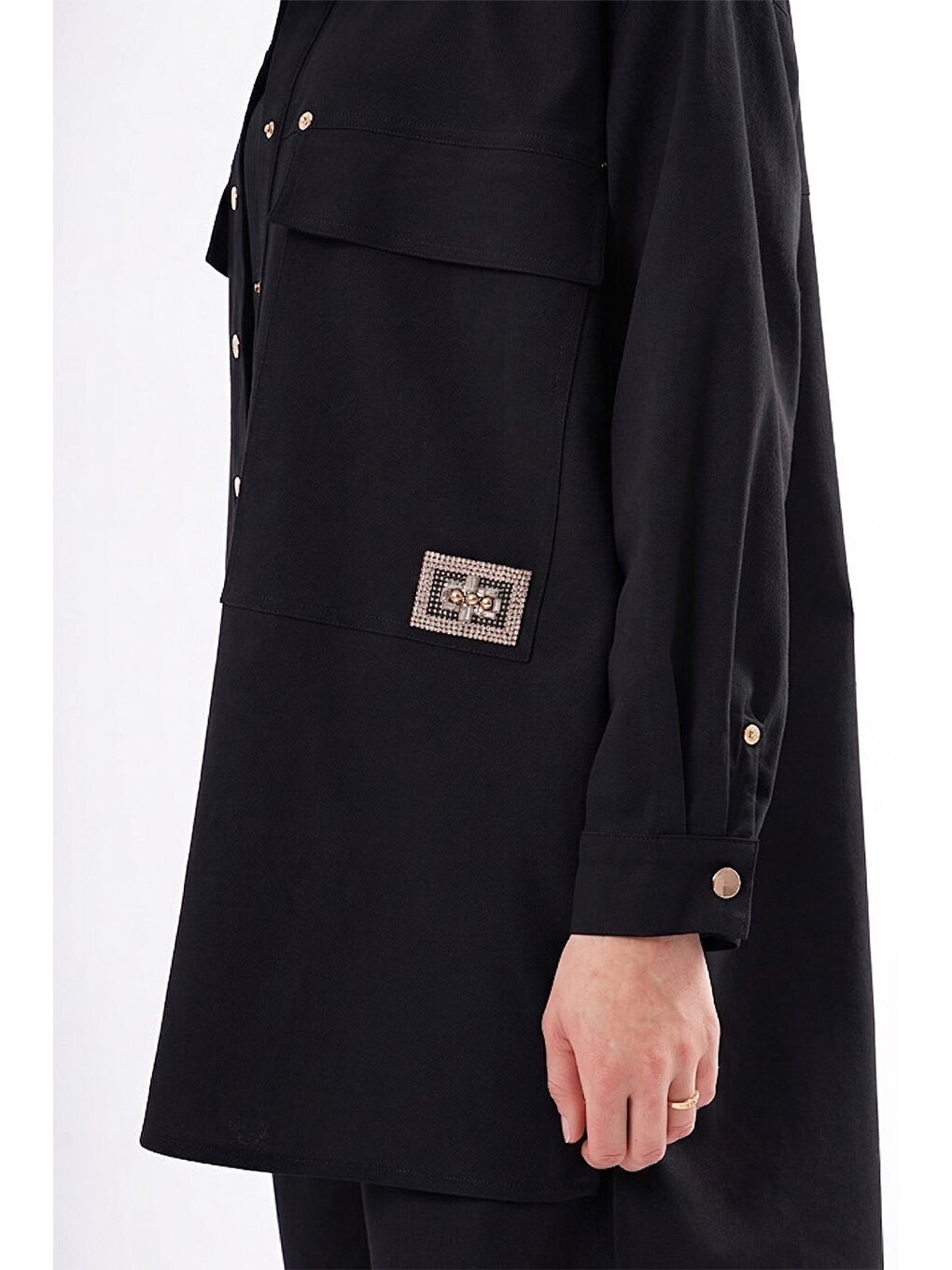 Cebi İşleme Detaylı Önden Çıt Çıtlı Denim Ceket Gömlek 871 Siyah-2