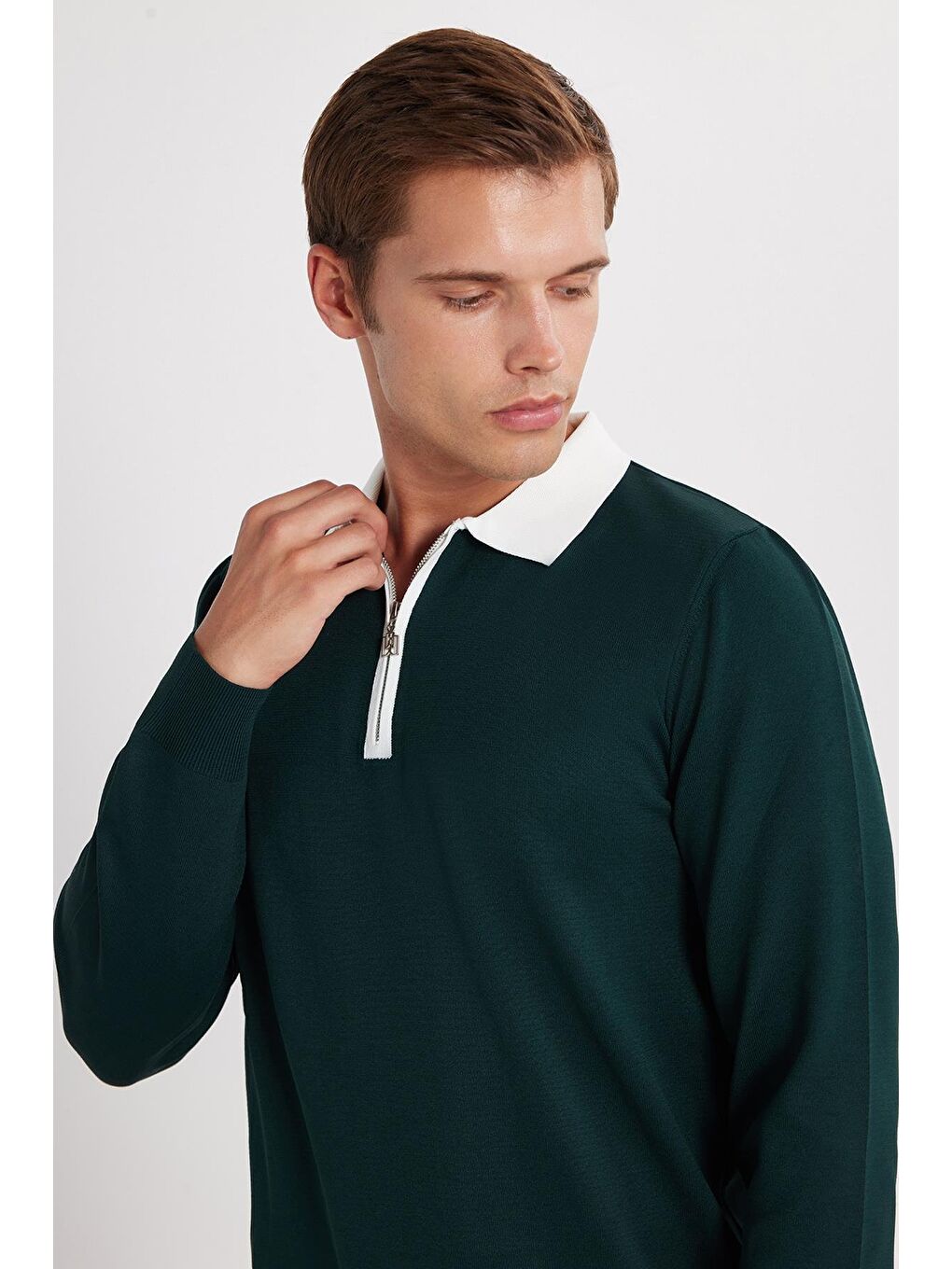 Erkek Standart Fit Uzun Kol Yarım Fermuarlı Polo Yaka Yeşil Kazak-1