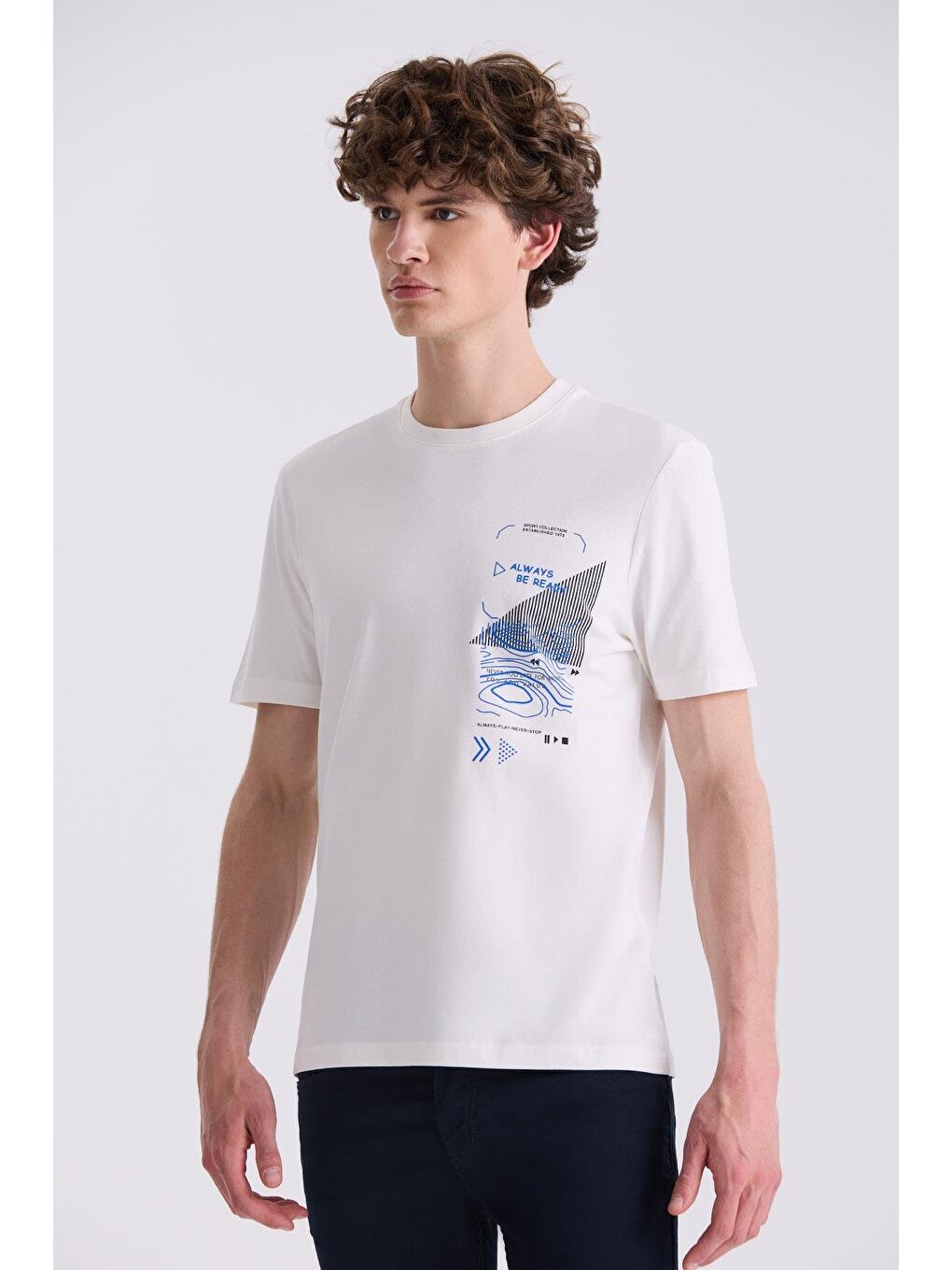 Ekru Slim Fit Bisiklet Yaka T-Shirt