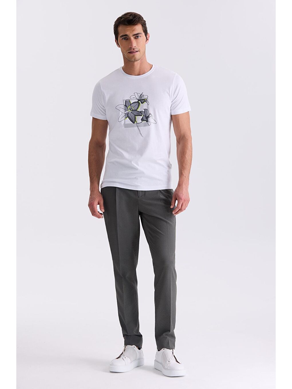 Beyaz Slim Fit Bisiklet Yaka T-Shirt-1