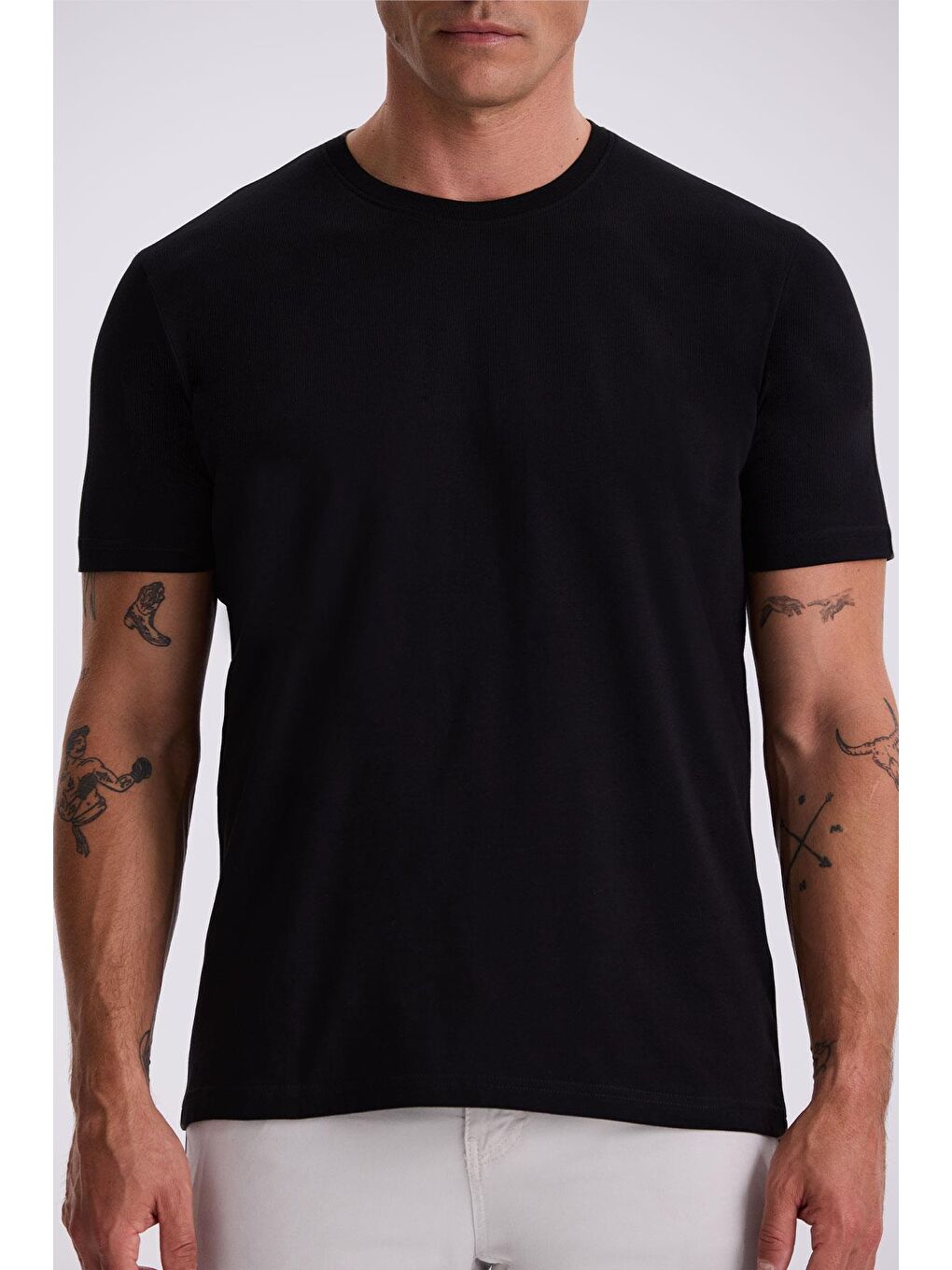 Siyah %100 Pamuk Slim Fit Bisiklet Yaka Basic T-Shirt-2