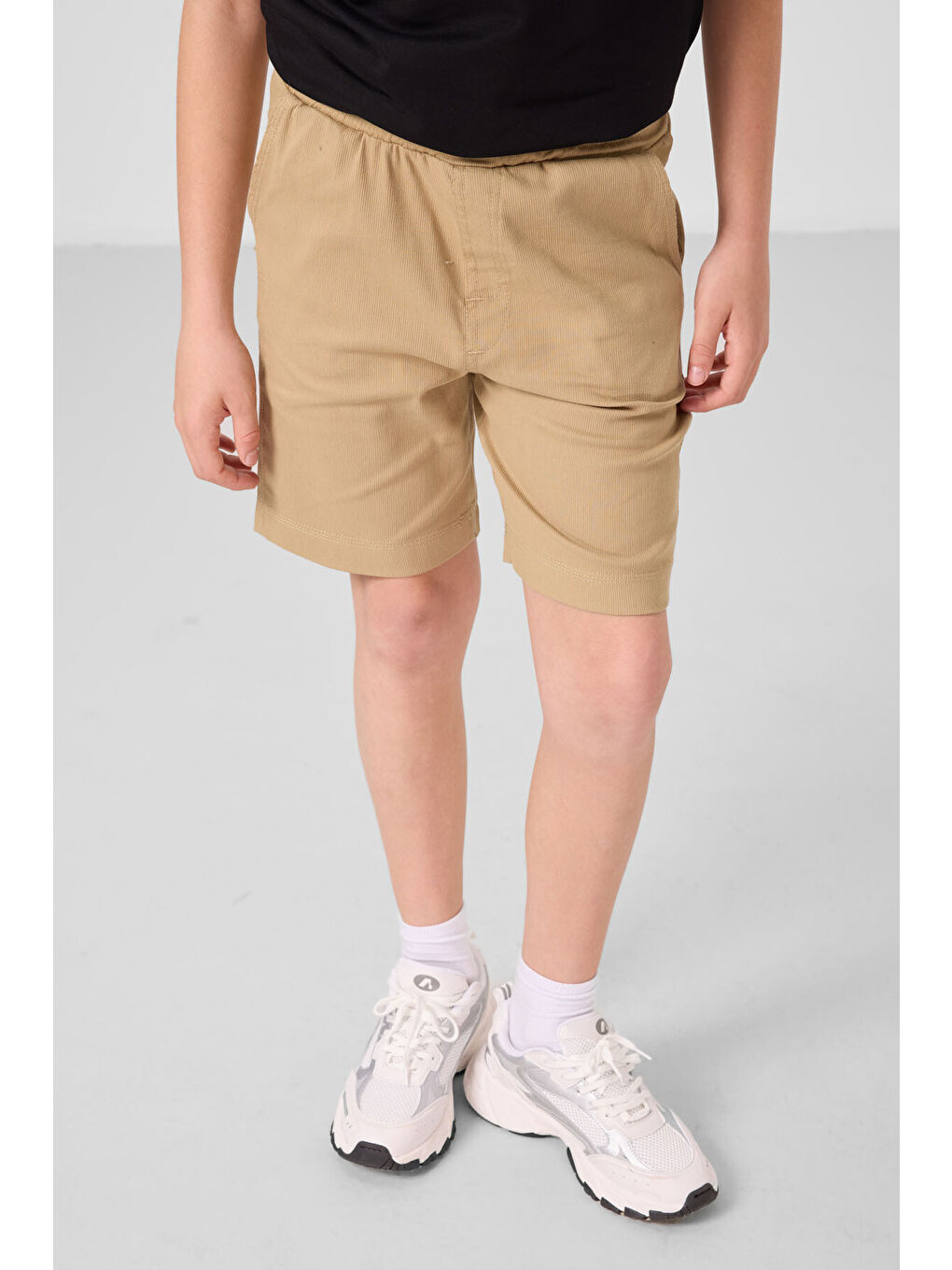 Siyah-Koyu Bej Pamuklu Oversize Fit Dokuma Hafif Esnek Chino Erkek Çocuk Şort Takım - 11279-1