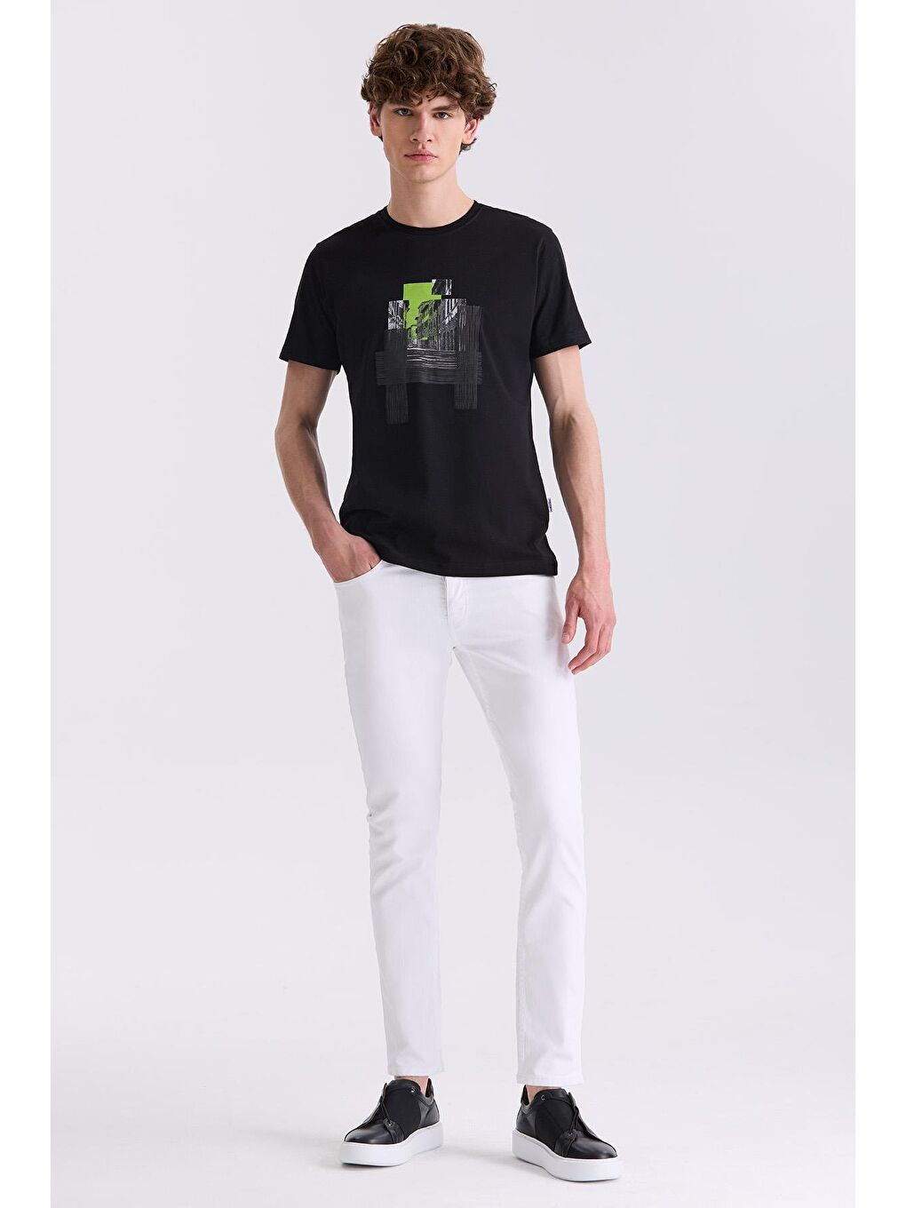Siyah Slim Fit Bisiklet Yaka T-Shirt-1