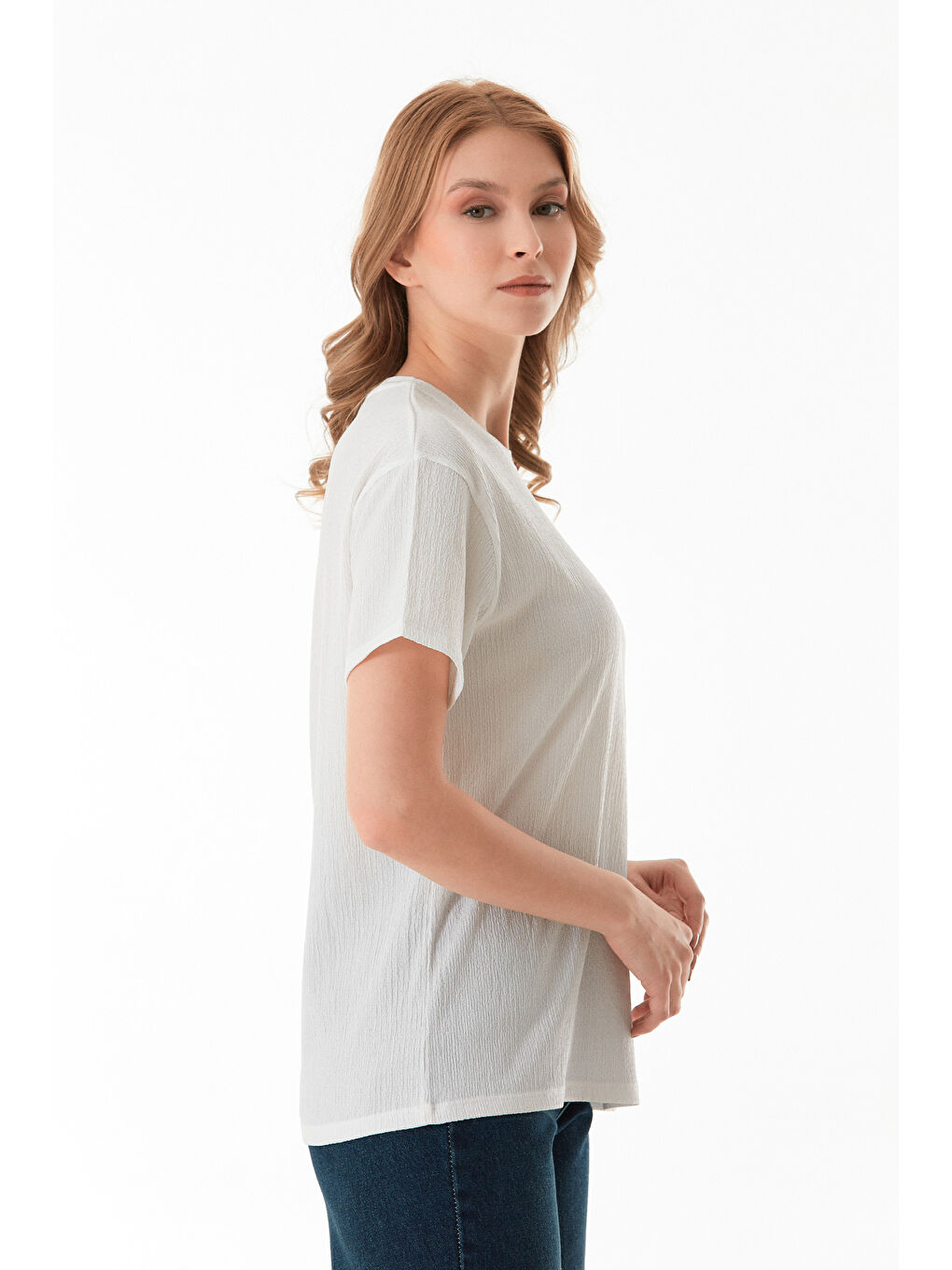 Beyaz Basic Bürümcük Kumaş Tişört-3