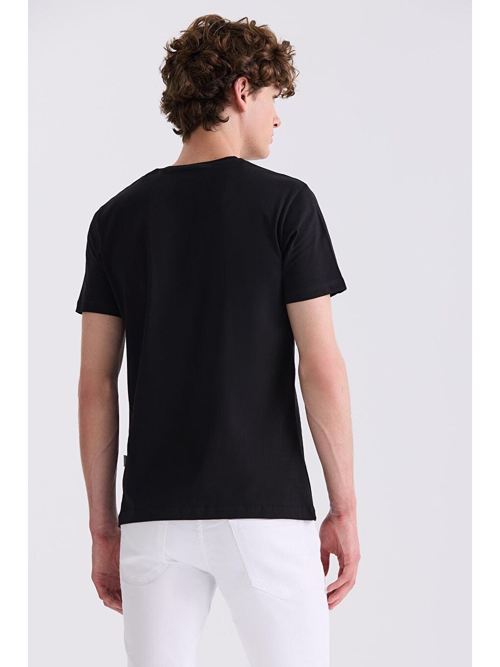 Siyah Slim Fit Bisiklet Yaka T-Shirt-3