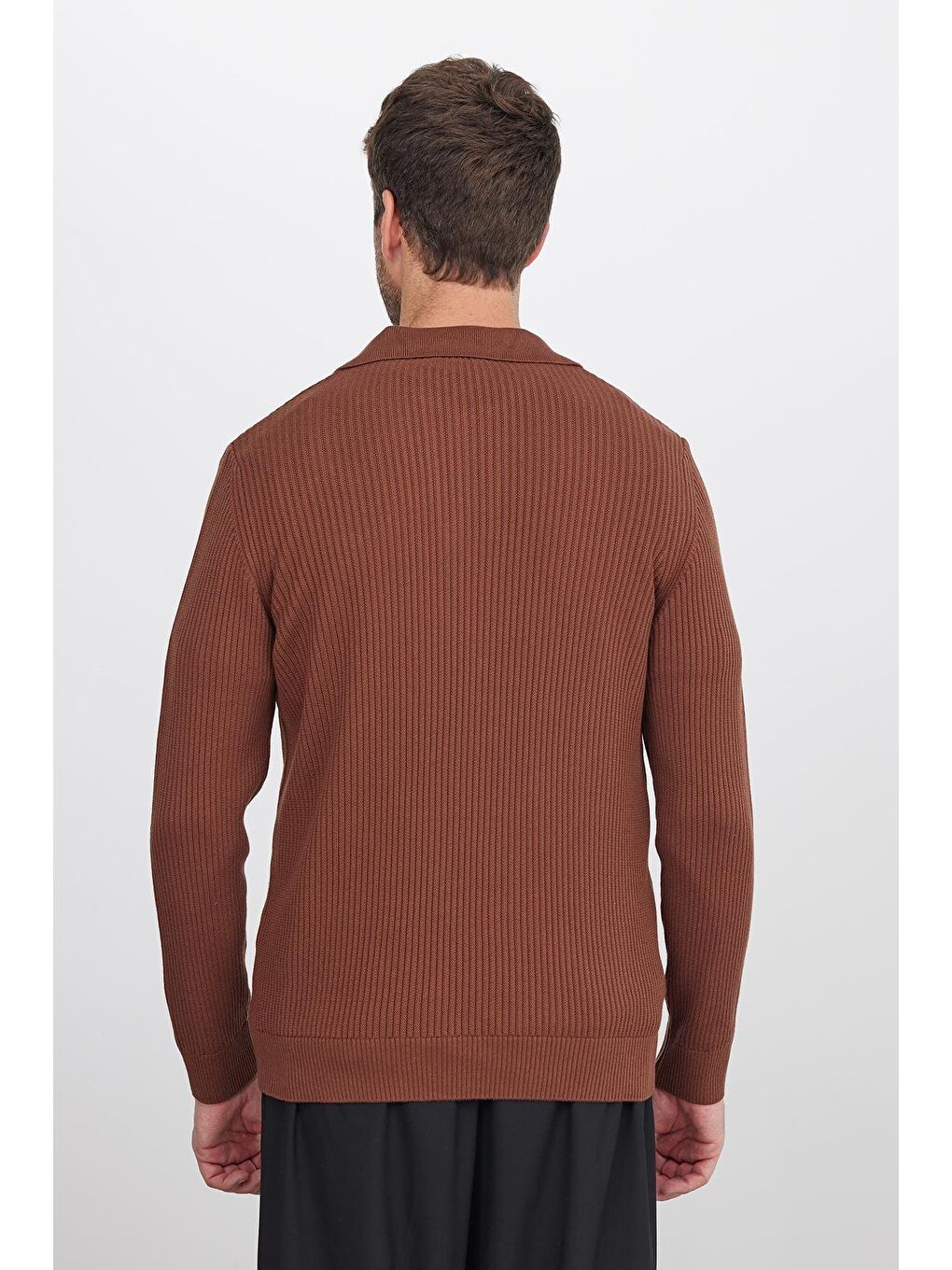 Erkek Standart Fit Normal Kesim Pamuklu Polo V Yaka Kahverengi Kazak-6