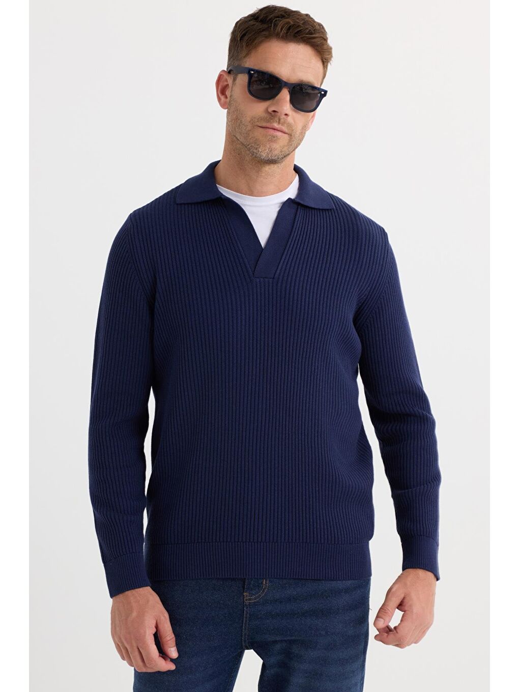 Erkek Standart Fit Normal Kesim Pamuklu Polo V Yaka Lacivert Kazak