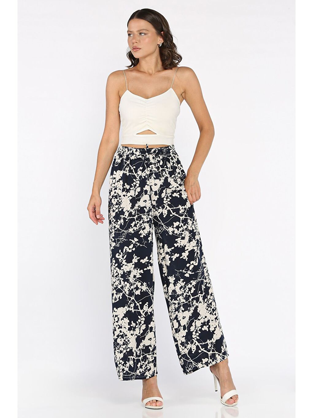 Lacivert Bel Lastikli Bol Paça Kadın Viskon Yürüyüş Pantolonu