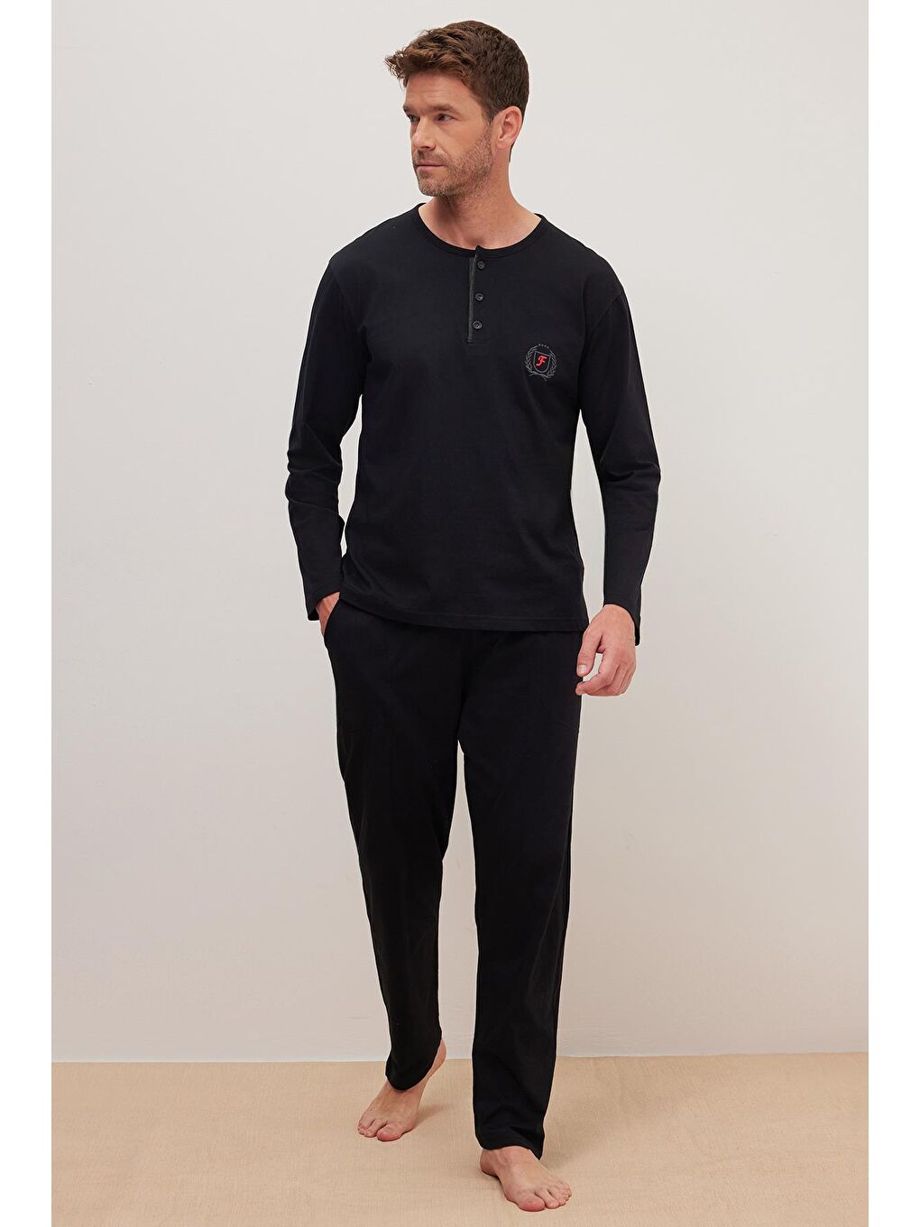 Erkek Standart Fit %100 Pamuk Bisiklet Yaka Beli Lastikli Siyah Pijama Takımı-4