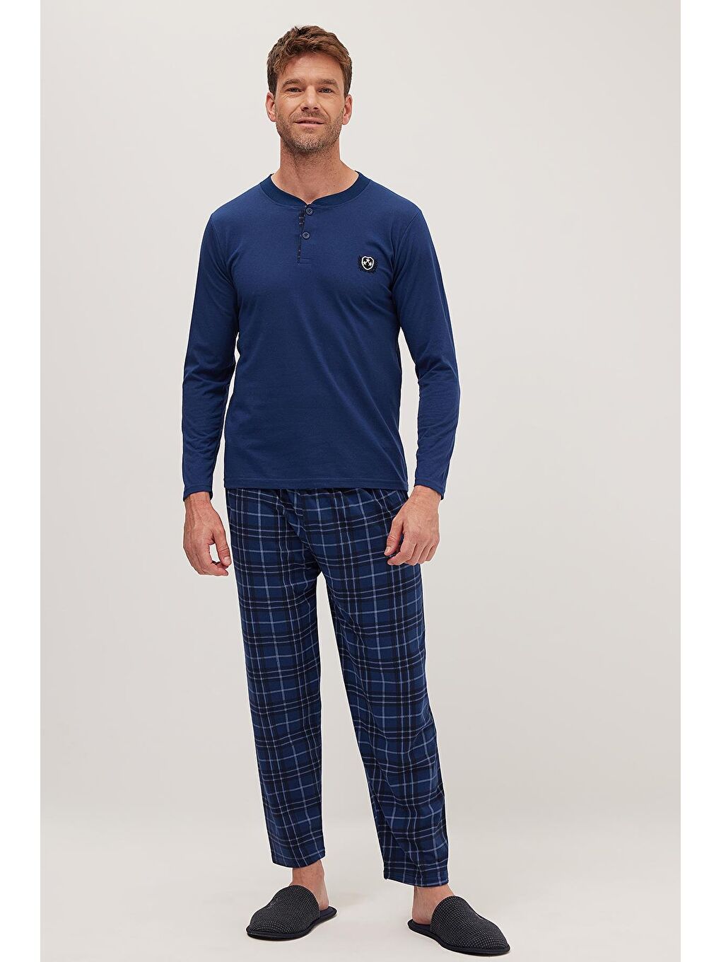 Erkek Regular Fit Pamuklu Düğmeli Yaka Beli Lastikli Desenli İndigo Pijama Takımı-4