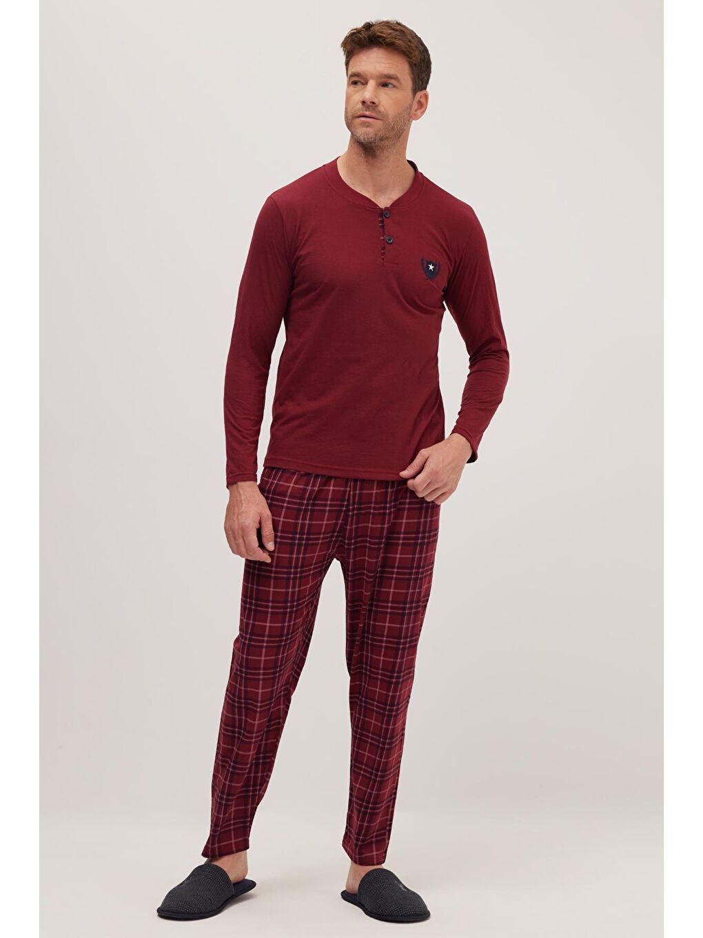 Erkek Regular Fit Pamuklu Düğmeli Yaka Beli Lastikli Desenli Bordo Pijama Takımı-3