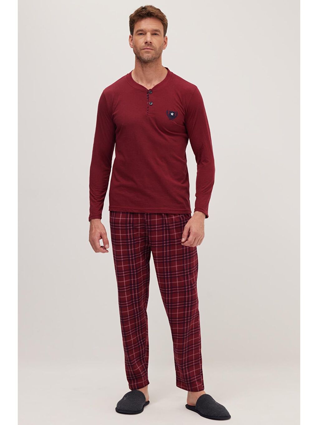 Erkek Regular Fit Pamuklu Düğmeli Yaka Beli Lastikli Desenli Bordo Pijama Takımı-4