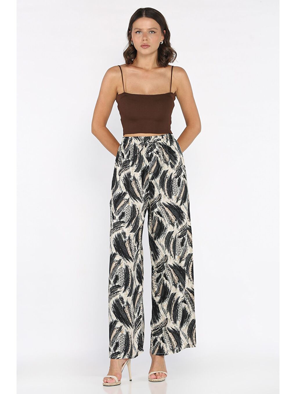 Siyah Kadın Desenli Bel Lastikli Viskon Yürüyüş Pantolonu