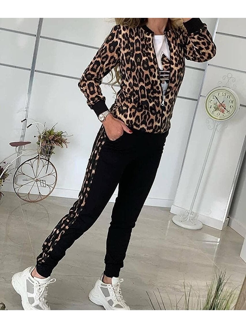 Kahverengi Kadın Uzun Kollu Önden Fermuarlı Leopar Desen Detaylı Viskon Iki Iplik Kumaş Ikili Takım-2