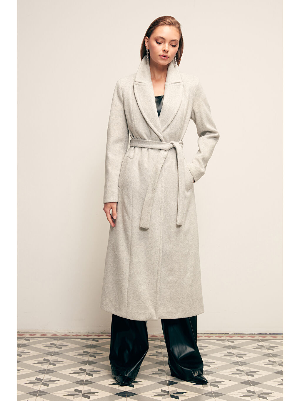 Kuşaklı Uzun Kaban - Gri