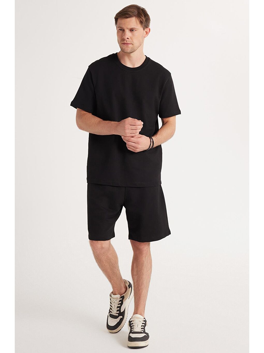 Relax Fit Rahat Kesim %100 Pamuk Hafif Kalın Özel Tasarım Erkek Siyah Şortlu Eşofman Takım-3