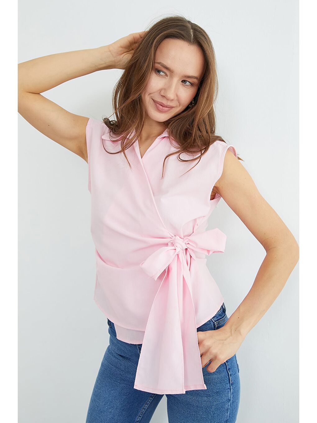 Pembe Yandan Bağlamalı Drapeli Kruvaze Yaka Gömlek