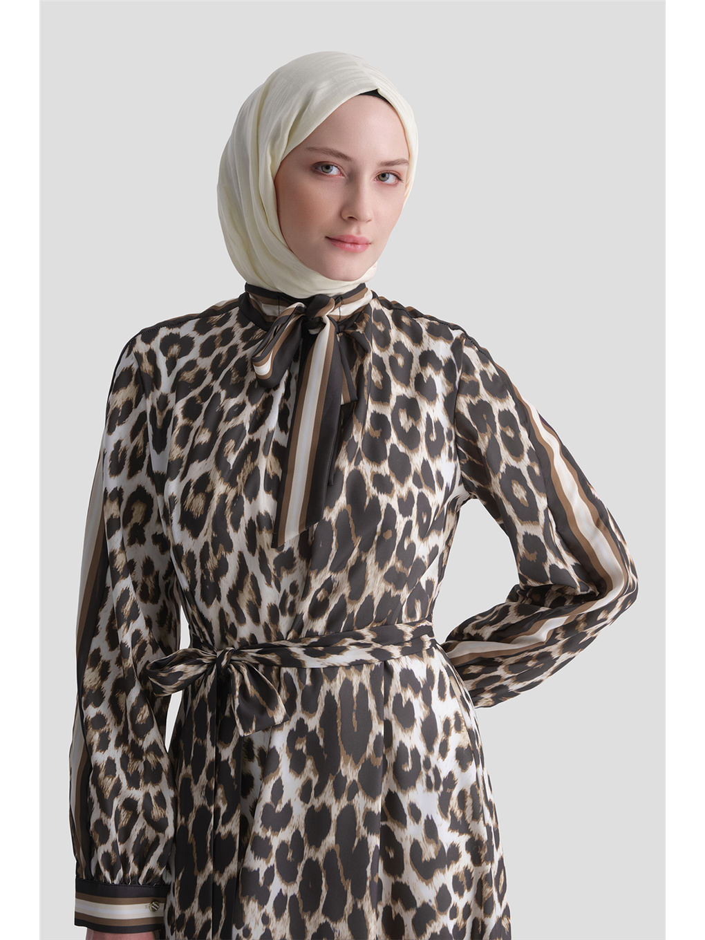 Kahverengi Leopar Desenli Elbise Kahve-3