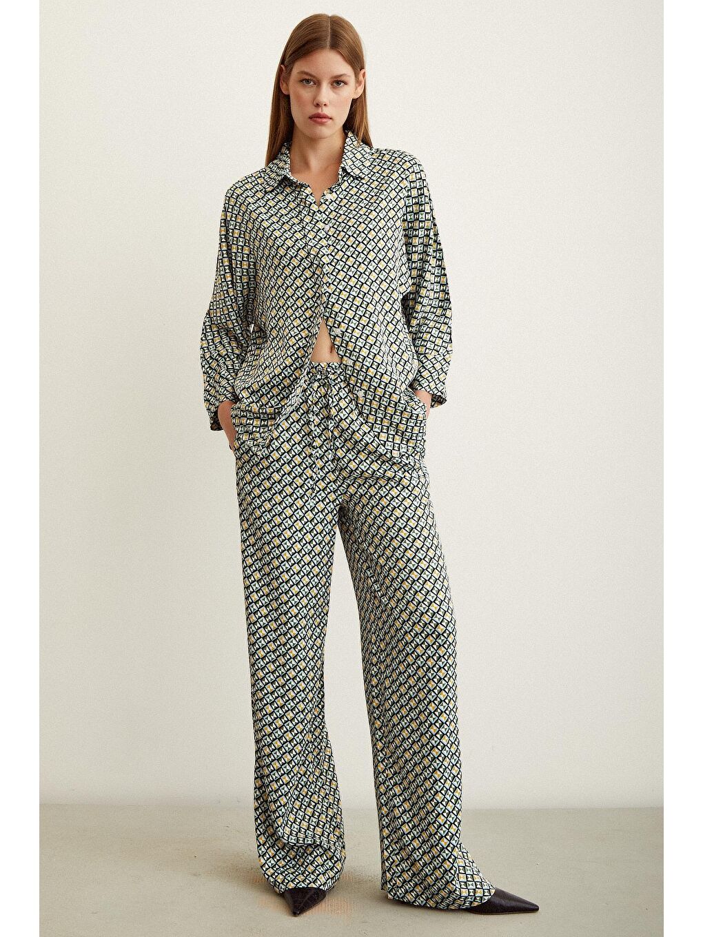 Yeşil Beli Lastikli Salaş Pantolon