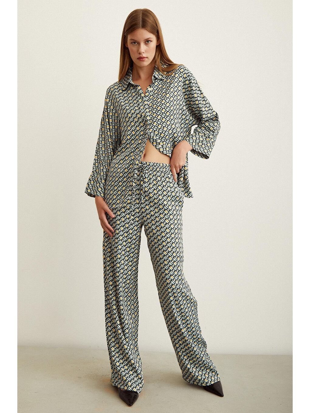 Yeşil Beli Lastikli Salaş Pantolon-4