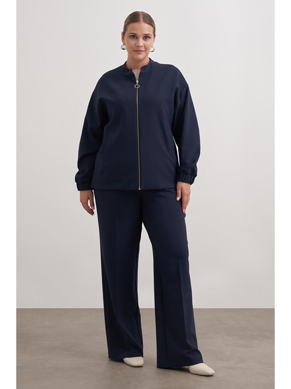 Lacivert Cep Detaylı Astarlı Stoperli Bomber Ceket-2