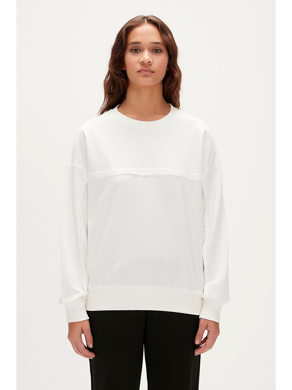 Bad Bear Beyaz Suture Crewneck Off-White Beyaz Kadın Sweatshirt