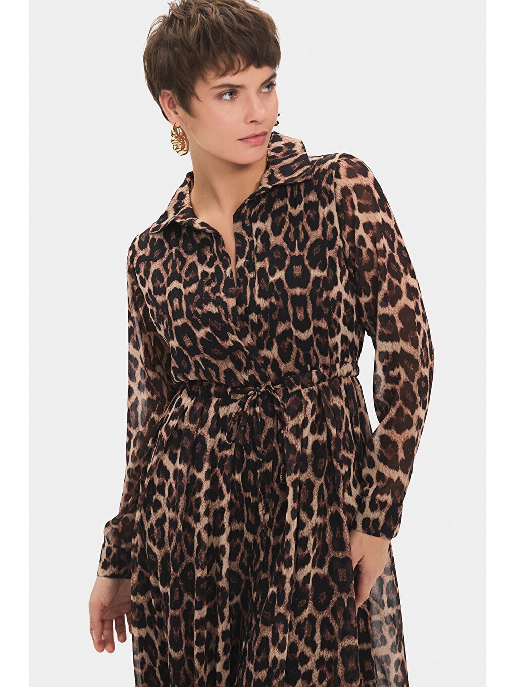 Bej Kadın Gömlek Yaka Leopar Desenli Maxi Elbise-2