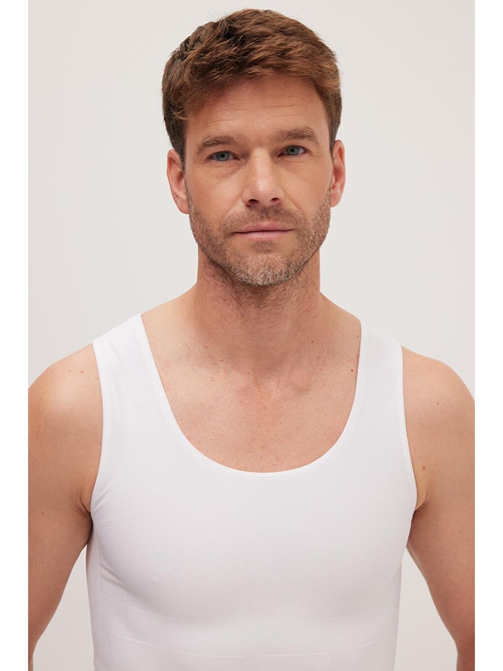 Erkek Süper Slim Fit Extra Dar Kesim Lastikli Beyaz Atlet Korse-3