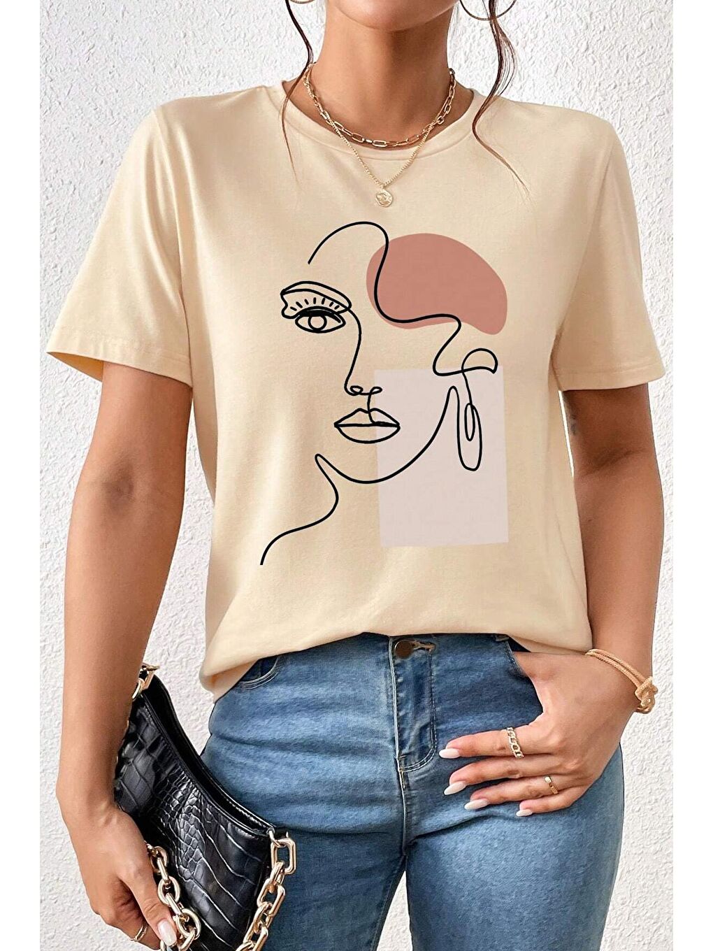 uyguntarz Bej Unisex Make Up Siluet Baskılı Tasarım Tshirt