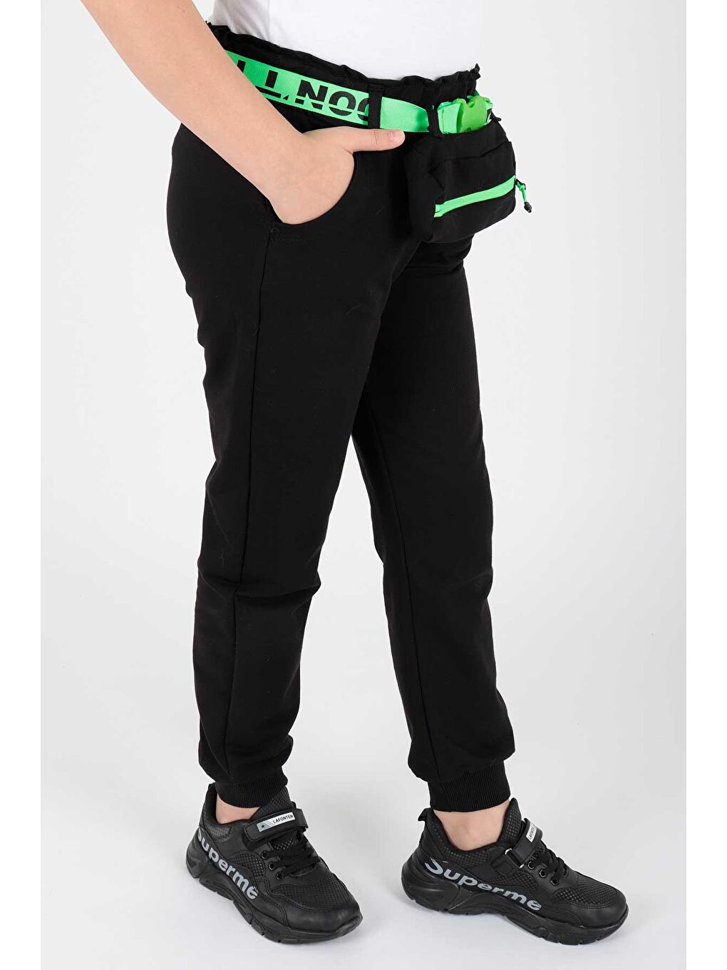 Siyah Kids Kız Çantalı Eşofman Altı Cepli Bağcıklı Lastikli Dar Paça Pamuklu Eşofman Altı Ak722547-3