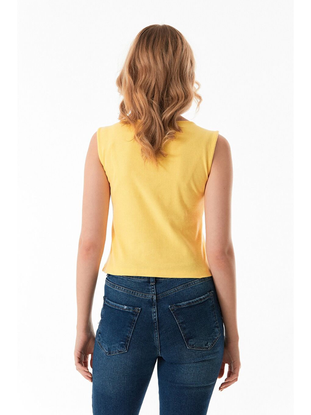 Sarı Düğmeli Geniş Yaka Bluz-3