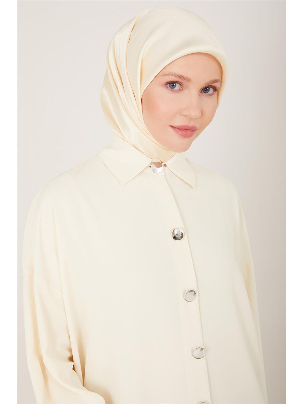 Bej Önü Metal Düğmeli Gömlek 23Y3000 Aytaşı-2