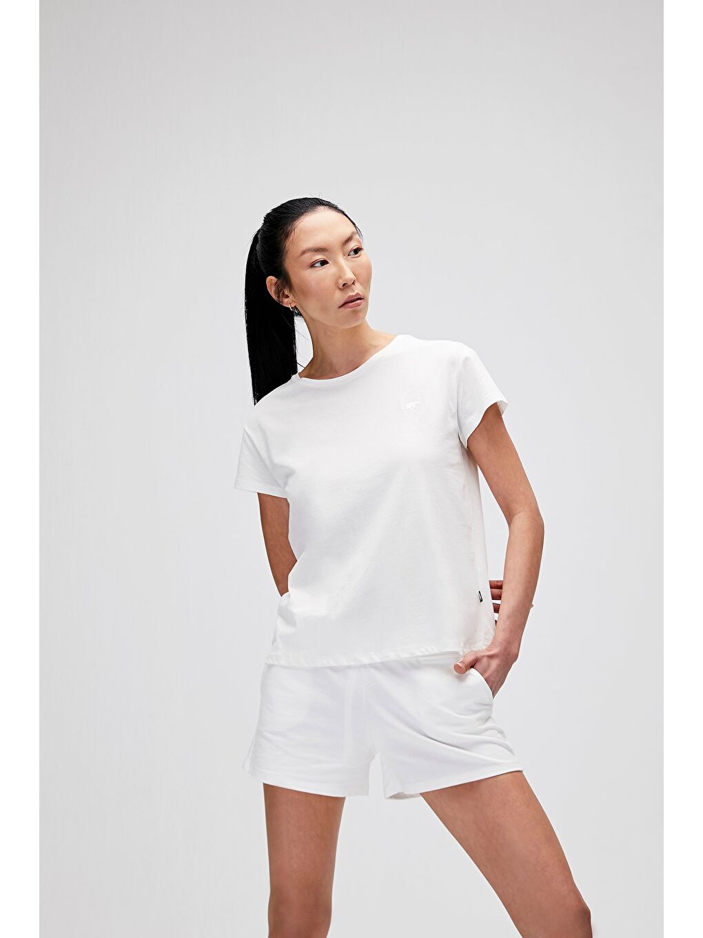 Violet O-Neck Tişört Off-White Beyaz Basic Kadın Tişört-1