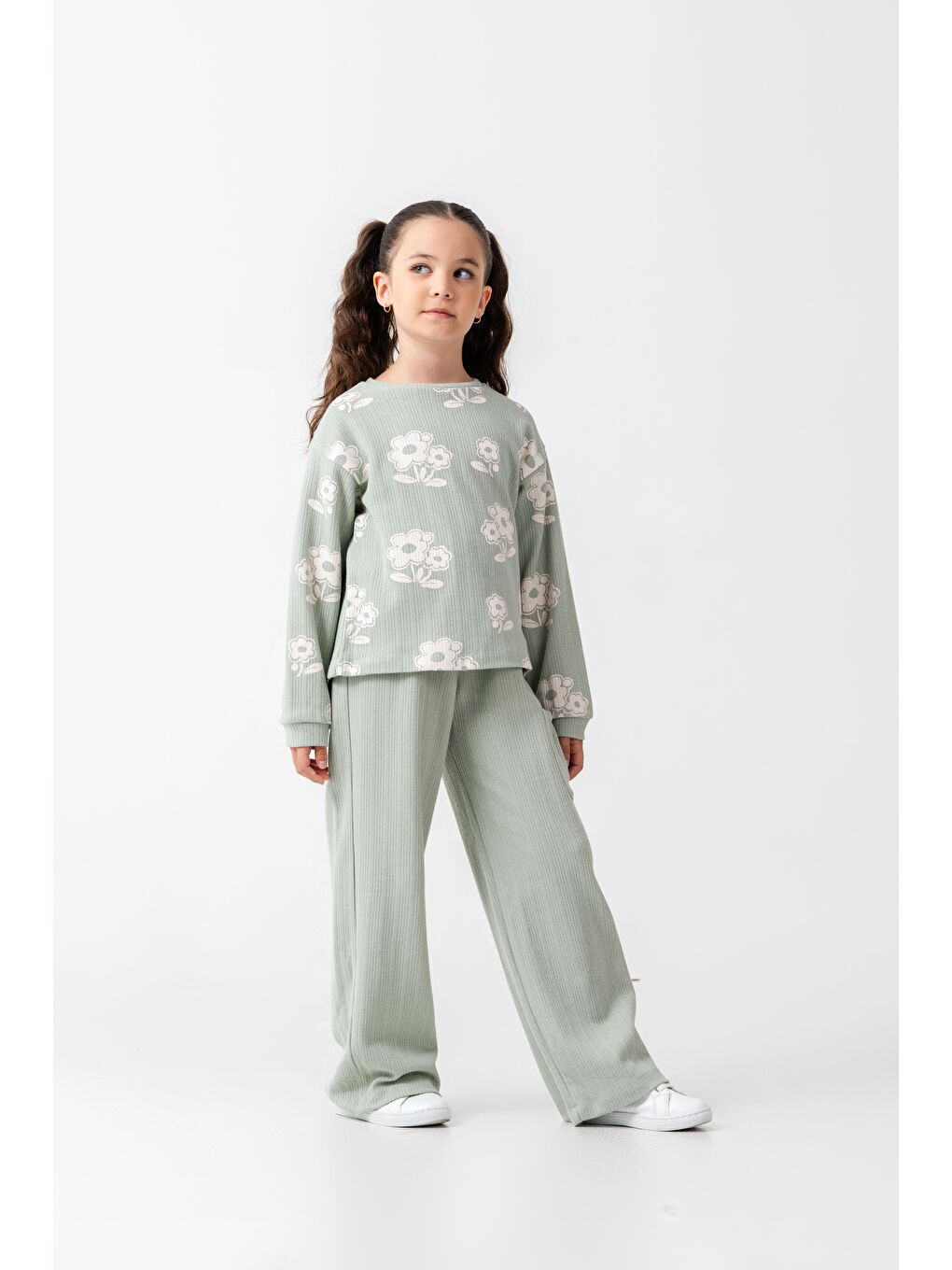 Kız Çocuk Pamuklu Yeşil Çiçek Desenli Takım – Bağcıklı Pantolon-10