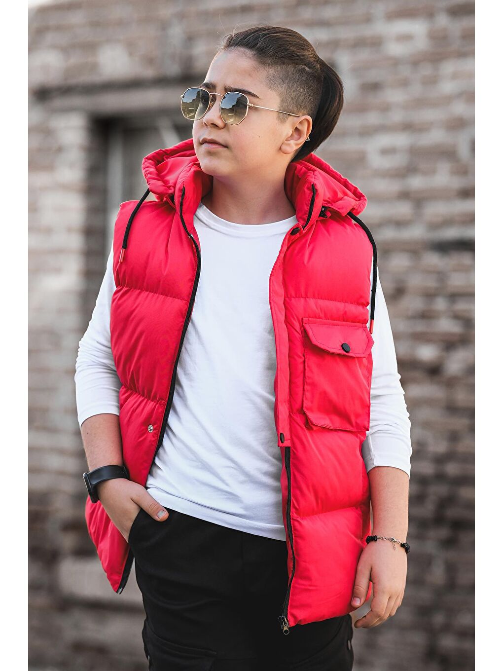 Kırmızı Erkek Çocuk Kapaklı Cepli Şişme Yelek YLK.2003-2