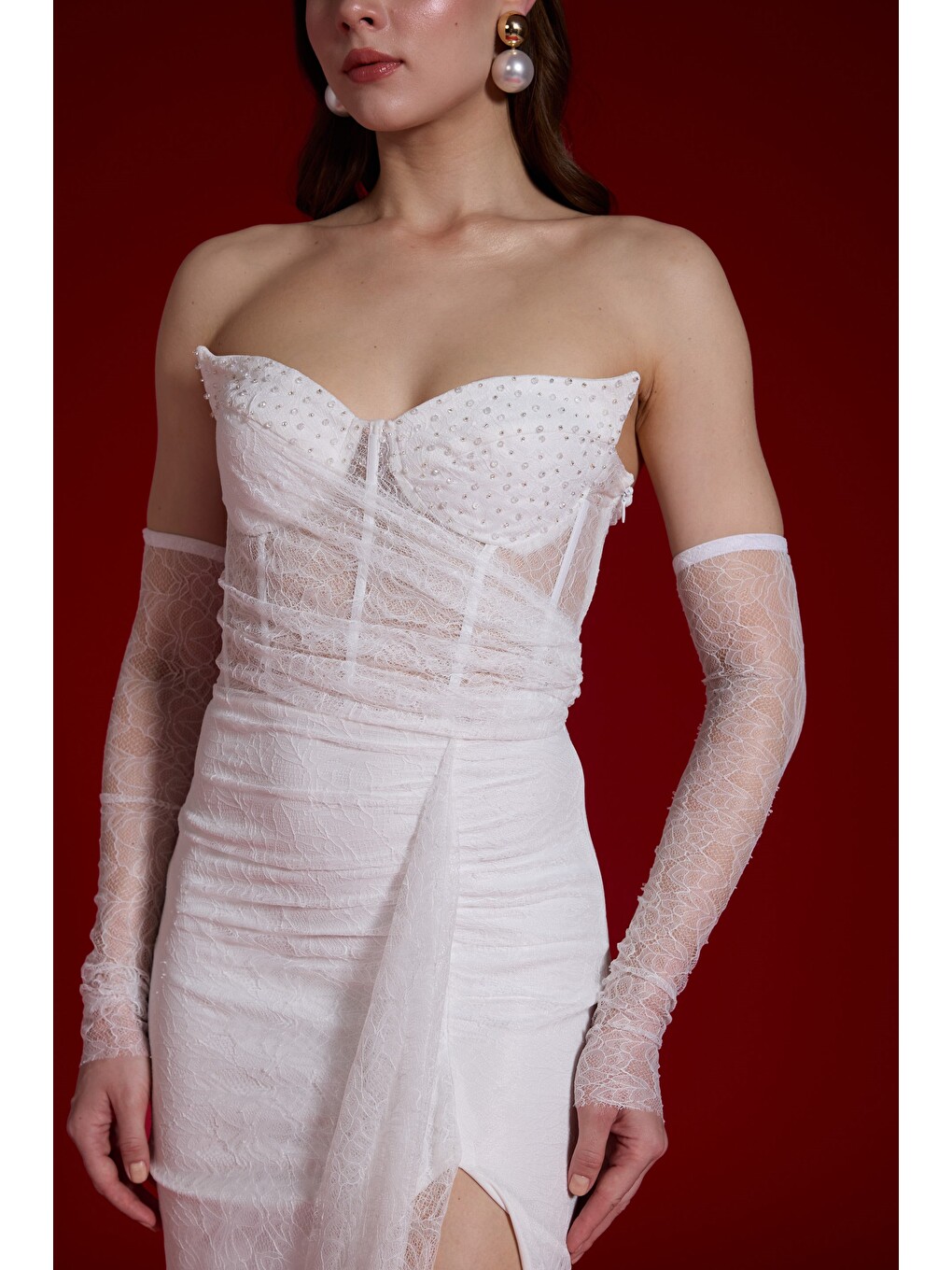 Beyaz Kedi Kulağı Eldivenli Tül Nikah Elbisesi-3
