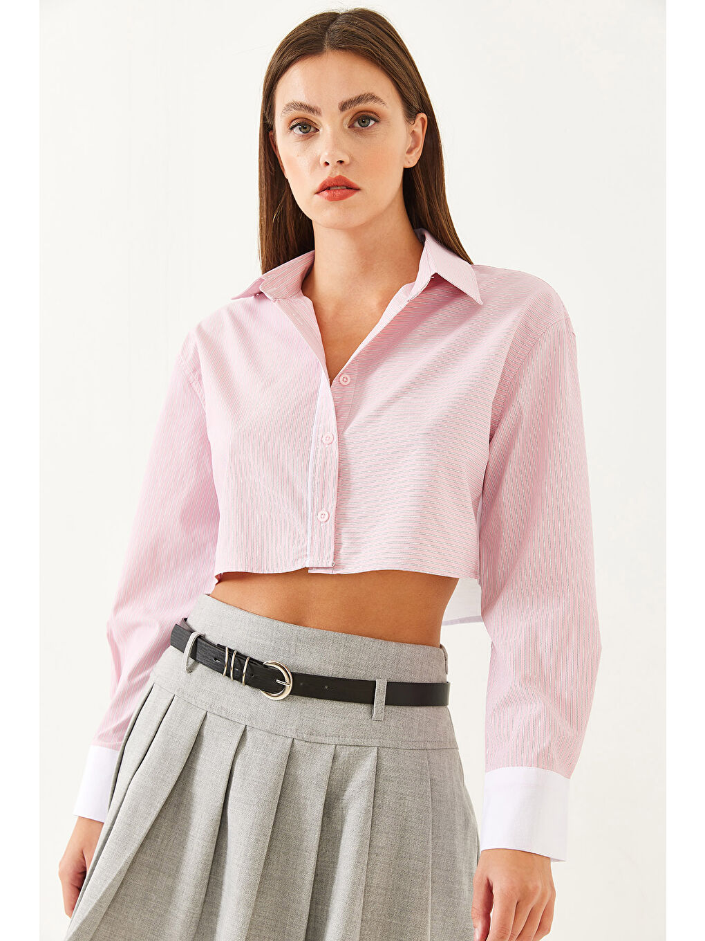 Pembe Kadın Asimetrik Çizgili Manşet Detaylı Crop Gömlek-5