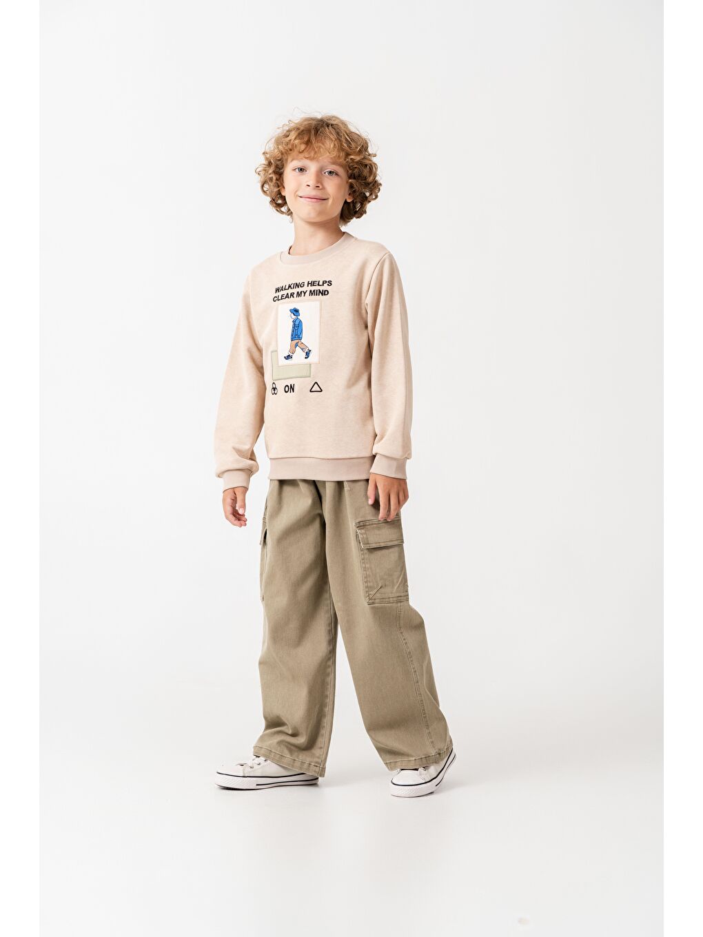 Karışık Erkek Çocuk Pamuklu Bej Baskılı Sweatshirt Ve Haki Kargo Pantolon Takım - Günlük Rahat Stil-3